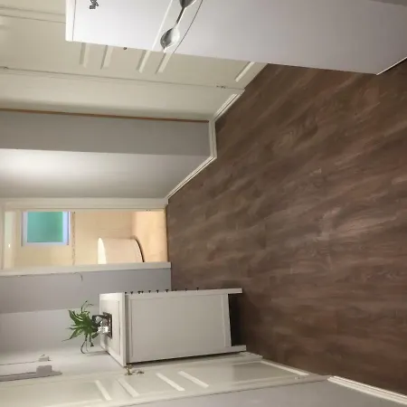 Apartment Husrom *